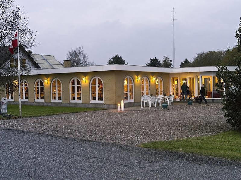 Hotel Klim Bjerg Fjerritslev Екстер'єр фото